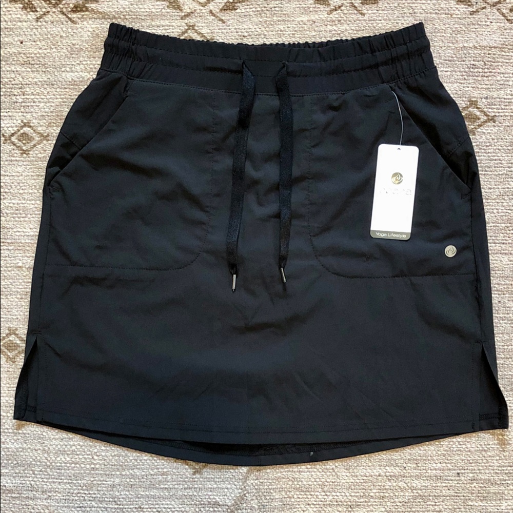 Apana Black Sport Skirt w/ built in spandex
